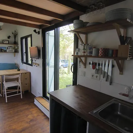 Holiday home Tiny House Chez Des Maraichers L'Isle-Arne